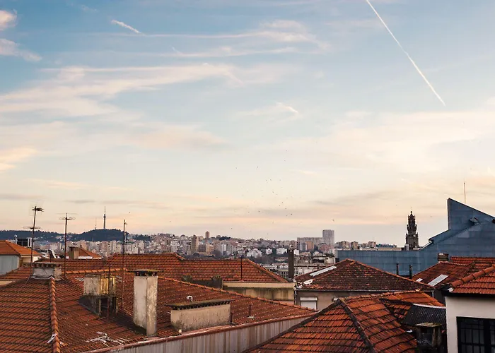 Trindade Premium & 4* Porto