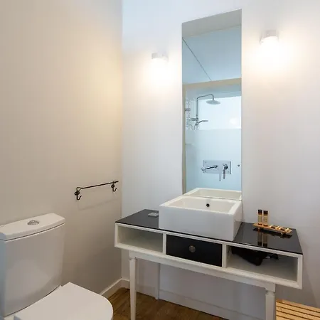 Trindade Premium Suites & Apartments Porto