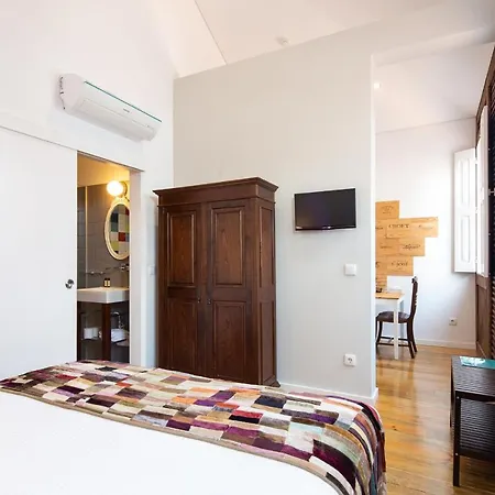 Trindade Premium Suites & Apartments