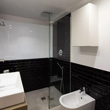 Guest house Trindade Premium Suites & Apartments 2*