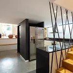 ゲストハウス Trindade Premium & ポルト