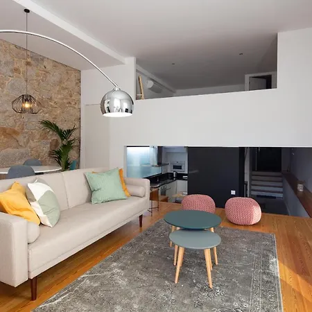 Trindade Premium Suites & Apartments Порту